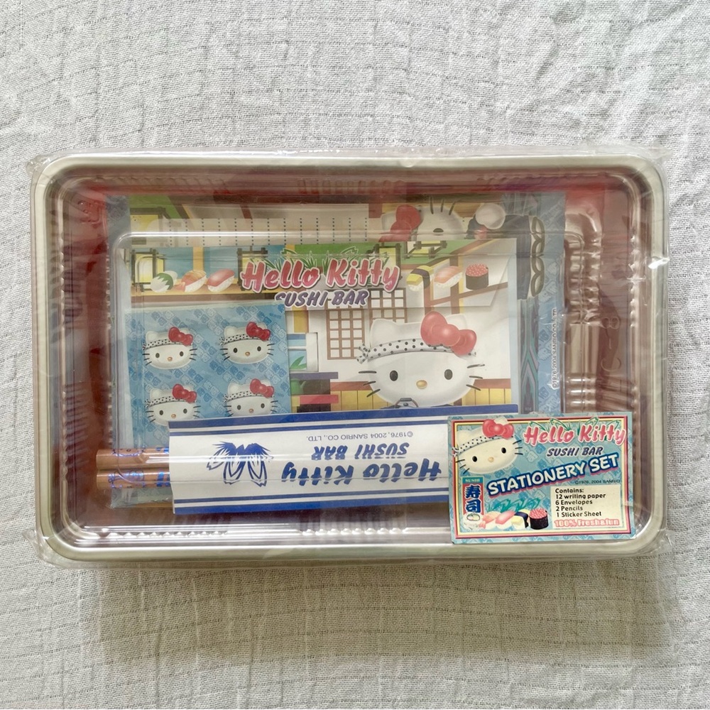 Vintage 2004 Hello Kitty Sushi Bar stationery set